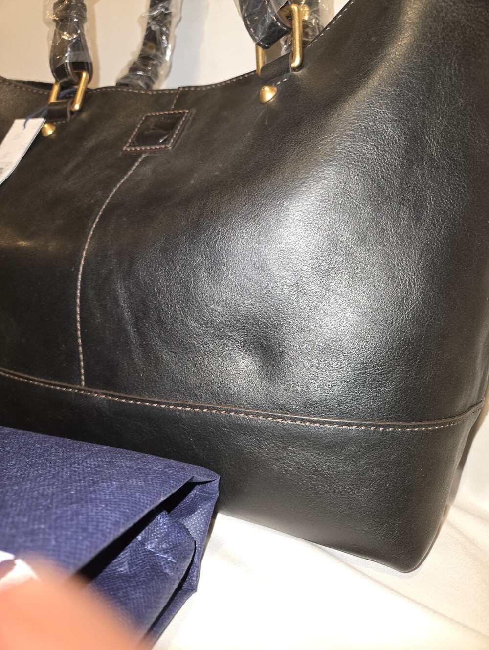 NWT Dooney & Bourke East West Chelsea Black Leather Tote Bag Dust Bag - Picture 15 of 16